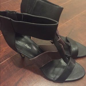 *Price drop* Women's Calvin Klein stilettos