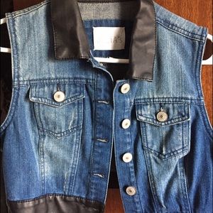 Delias jean crop jacket with leather trim