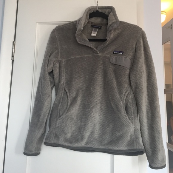 Patagonia grey fleece pullover