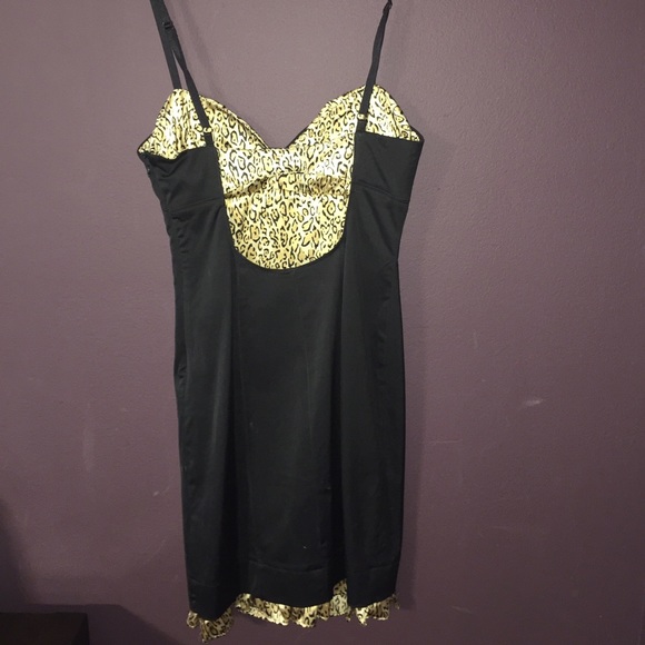 GUESS Dress - Picture 2 of 4