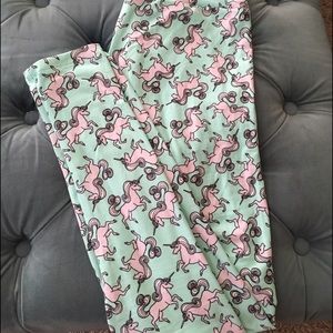 Os unicorn lularoe leggings