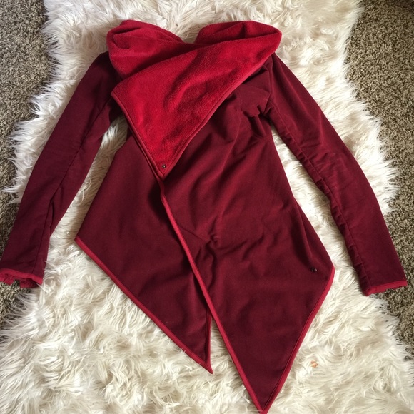 Lululemon Wrap Sweatshirt