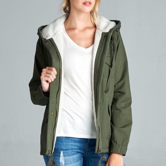 RESTOCKED! ✨ OLIVE FUR LINED MILITARY JACKET ⛈❄️ - Picture 7 of 7