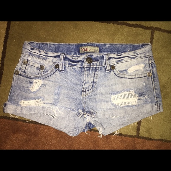 YMI Distressed Destroyed Jean Shorts Size 1