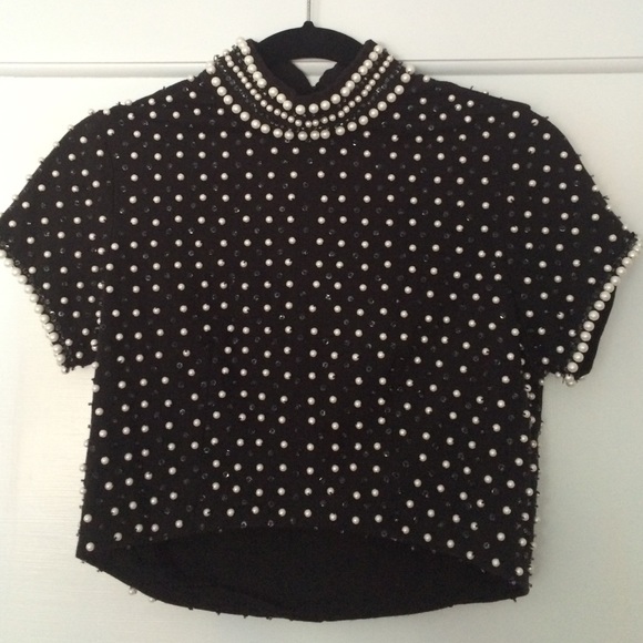 Brand New TOPSHOP Crop-top- Size 2