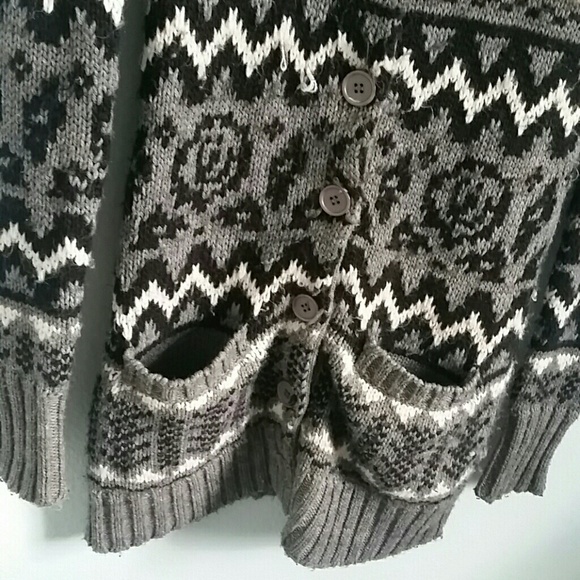 Warm XS cardigan - Picture 2 of 2