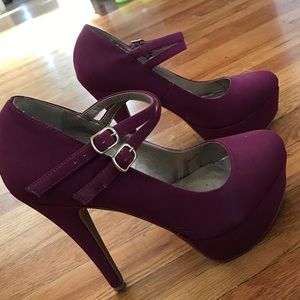 Purple platform Strap Heels 👠