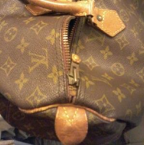 Authentic Louis Vuitton Speedy 40