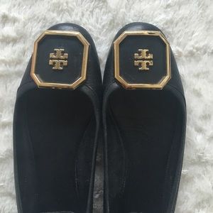 Authentic Tory Burch Lawrie Tumbled Leather Flat