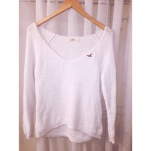 White Hollister knit sweater
