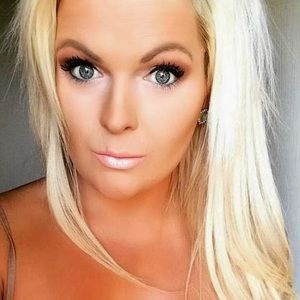 Meet your Posher, Lindsey