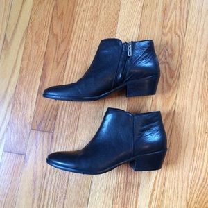 Sam Edelman Petty Black Leather Bootie, Size 9.5M