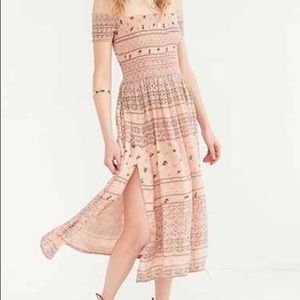 ❌❌ SOLD❌❌Kimichi Blue Smocked Off Midi Dress