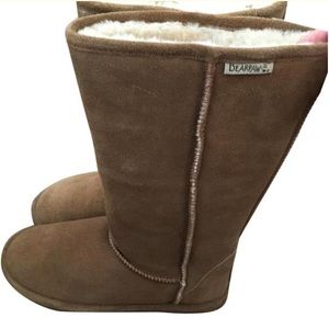 NWT Bearpaw winter boots