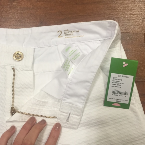 NWT White Lilly Pulitzer Buttercup Short - Picture 3 of 3