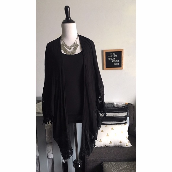 Black boho kimono