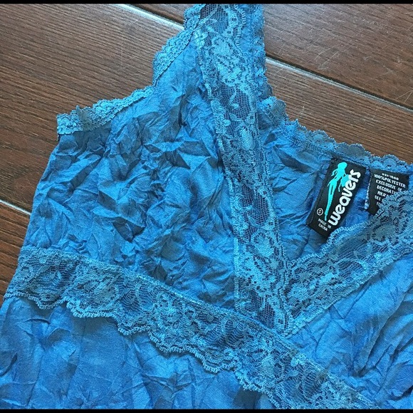 Lace, crinkle tank - Picture 2 of 2