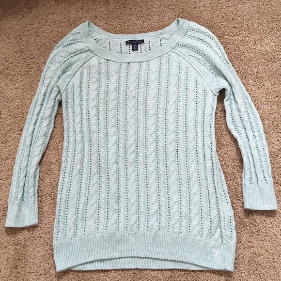 American Eagle sweater