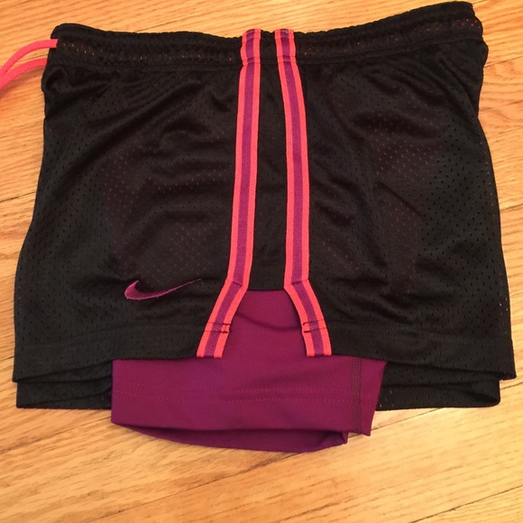 Nike shorts - Picture 3 of 3