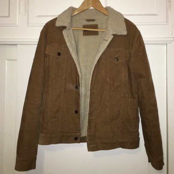 Brandy Melville jacket with fur