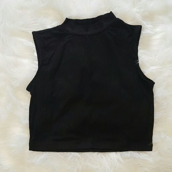 Black Ribbed Crop Top - Picture 1 of 2