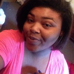 Meet your Posher, Myisha