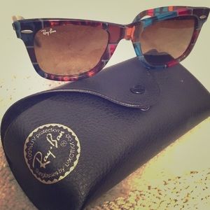 Ray-Ban Wayfarer Sunglasses Standard Size