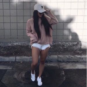 Brandy Melville Crewneck Knit sweater