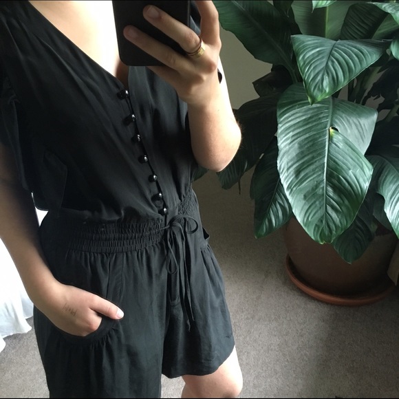 K E E P I N G // THE LIMITED/ silk romper - Picture 6 of 6