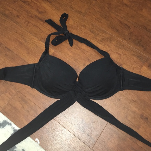 Victoria Secret Cross top Bikini! - Picture 2 of 4