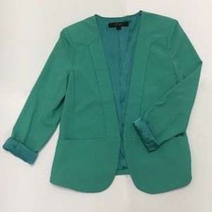 Ovi Jackets & Coats - Green Blazer With Pockets Ovi Jackets & Coats - Green Blazer With Pockets