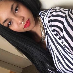 Meet your Posher, Christina