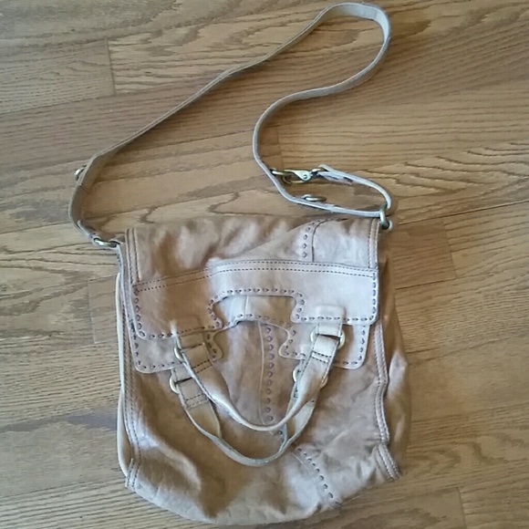 Lucky Brand abby road crossbody