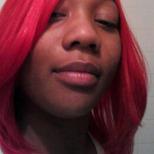 Meet your Posher, Denisha