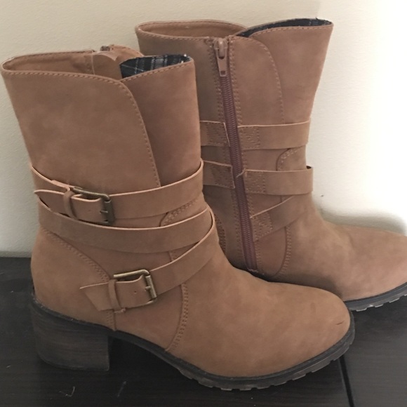 Sam Edelman Shoes - Super Cute Brown Boots