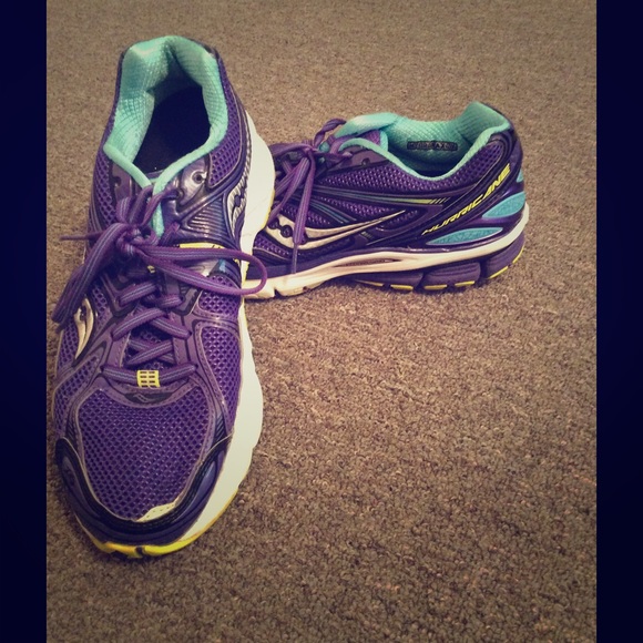 Saucony Hurricane Running Shoes