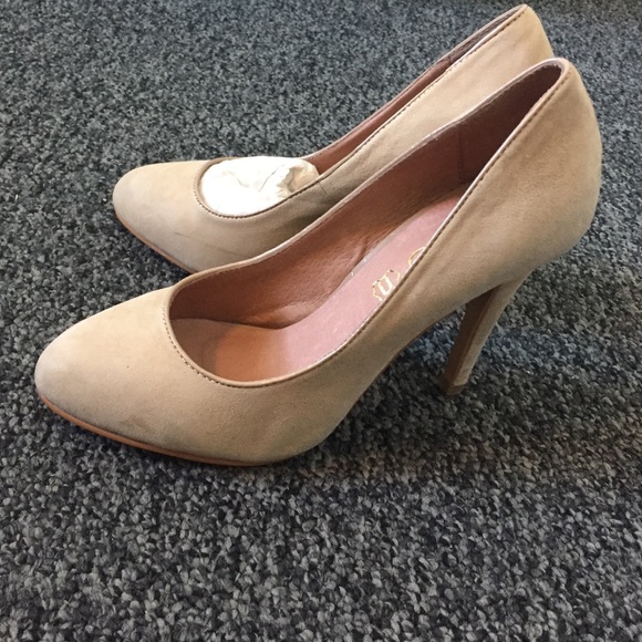 Aldo nude pumps