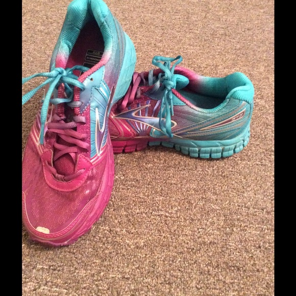 Brooks GTS 14 Running Shoes