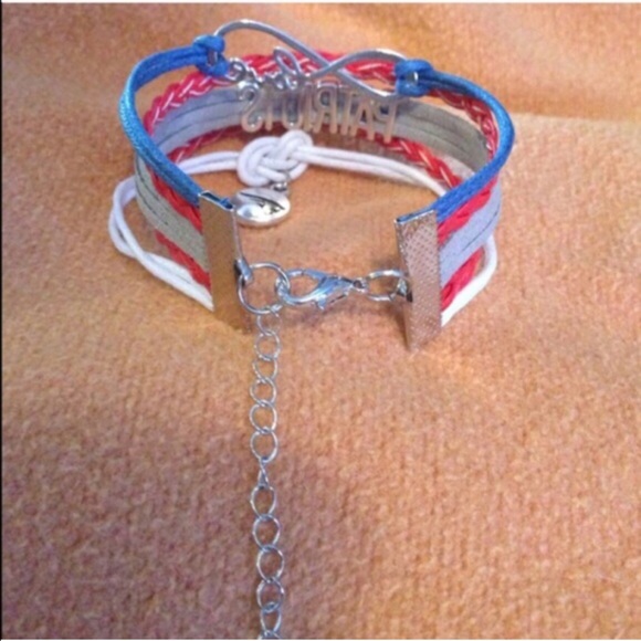 New England Patriots - Picture 2 of 3