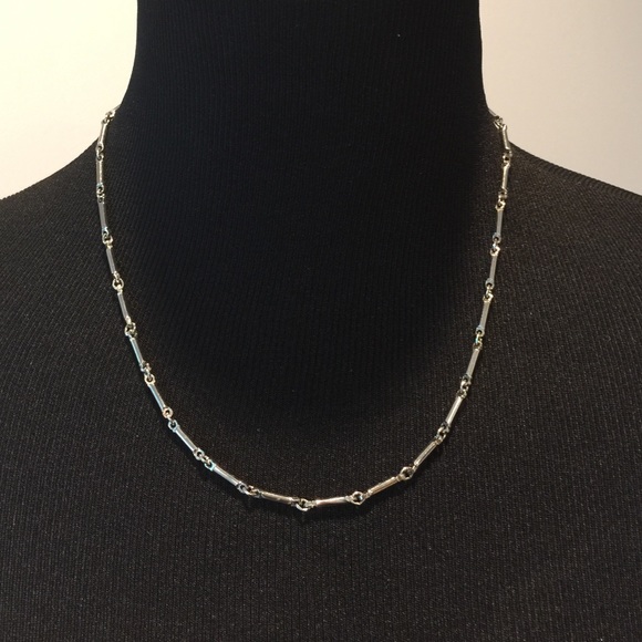Vintage Jewelry - 1970s Vintage Celebrity NY silver necklace