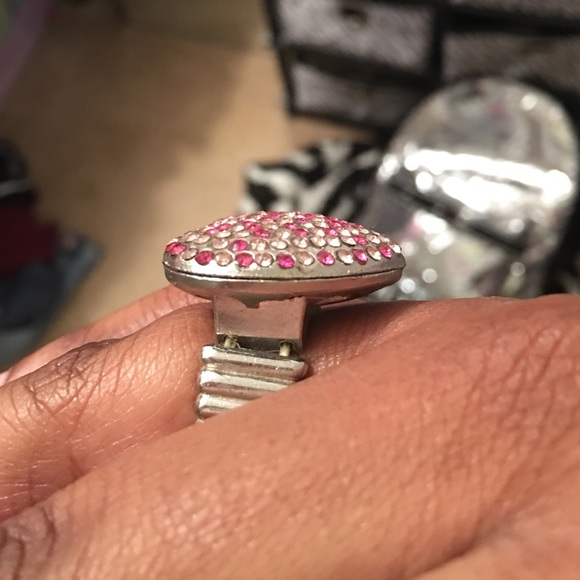 Pink studded ring💅🏾 - Picture 4 of 4