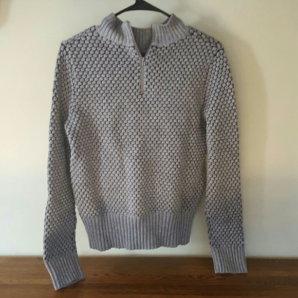 Women's Banana Republic Sweater
