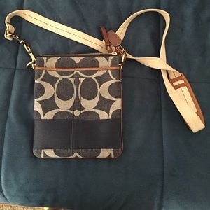 Coach side satchel
