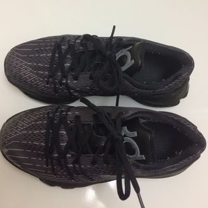 Final Sale ❤Nike KD Boys Black Size 4.5