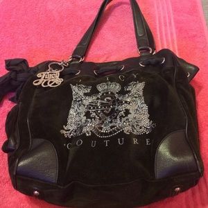 Juicy Couture!🔮 LOWEST PRICE! Come check out👜