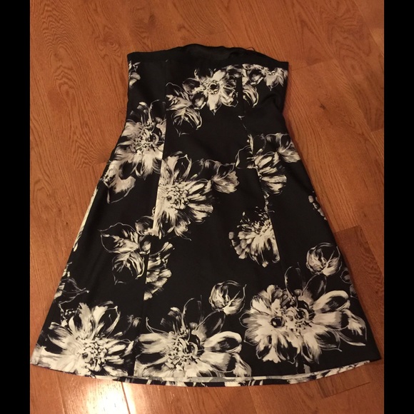 Ann Taylor Floral Strapless Dress - Picture 2 of 4