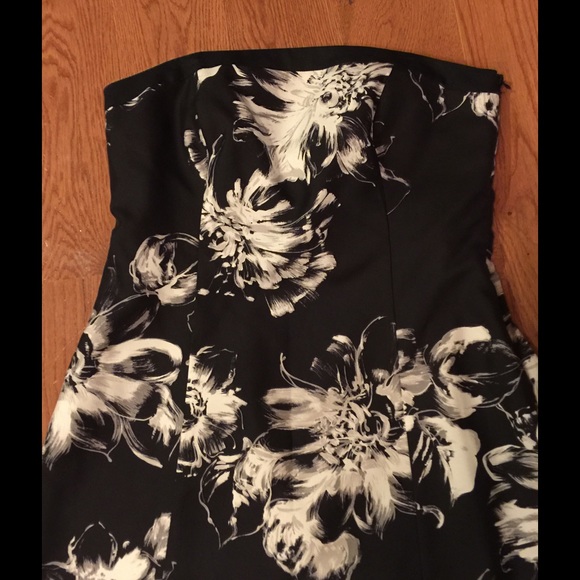 Ann Taylor Floral Strapless Dress - Picture 3 of 4
