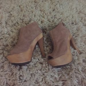 Ankle booties