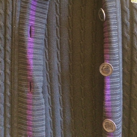 Lacoste button down sweater (long) - Picture 4 of 4