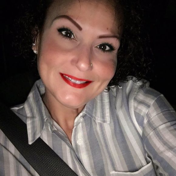 Meet your Posher, Maria - Picture 1 of 1